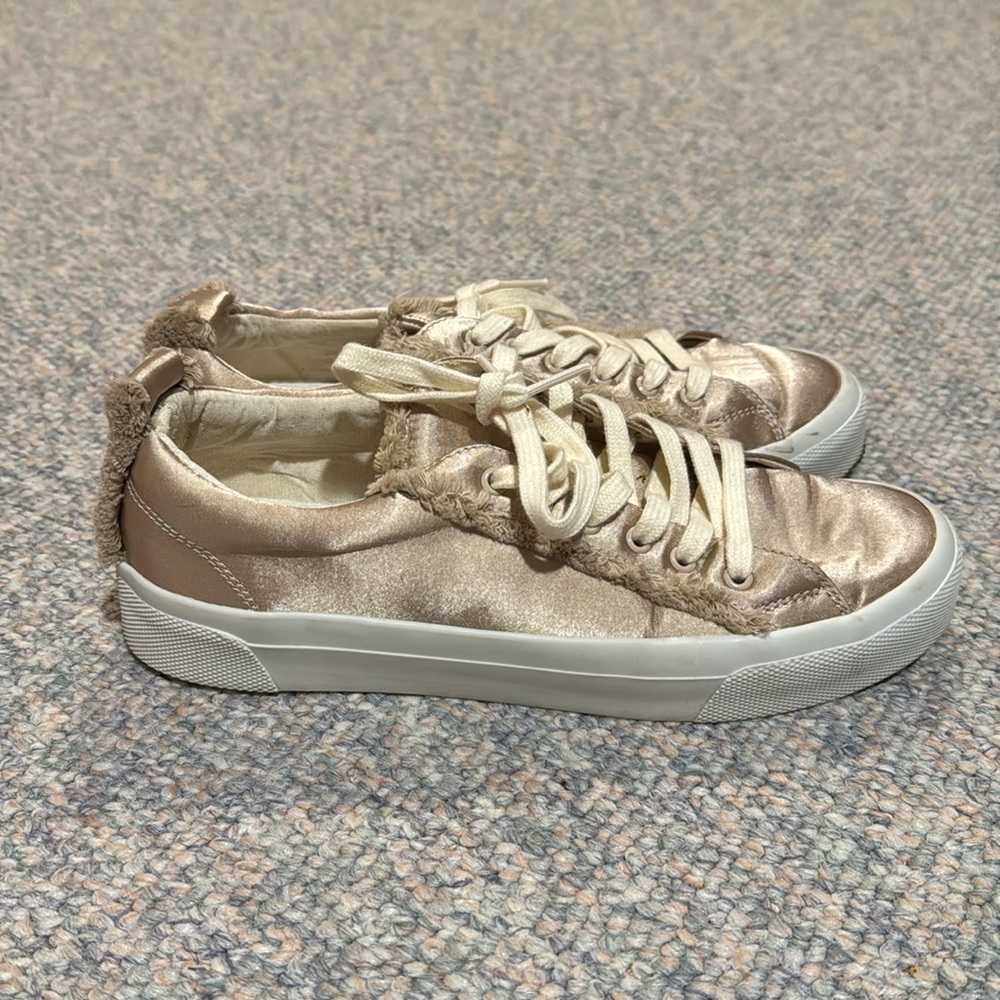 Zara Sneakers